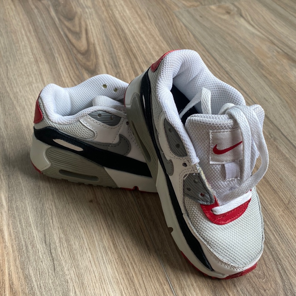 Kids' Air Max 90 Sneaker